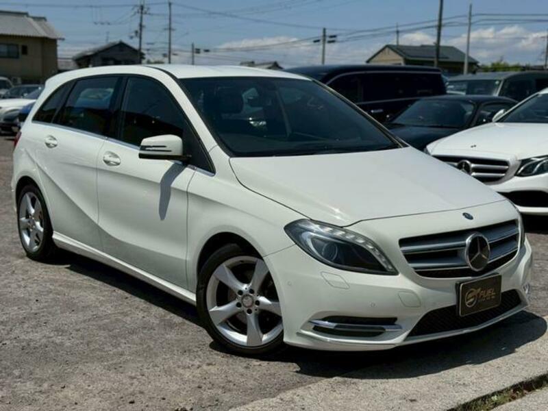 MERCEDES-BENZ B-CLASS