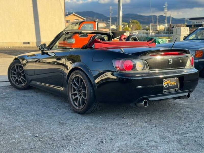 S2000