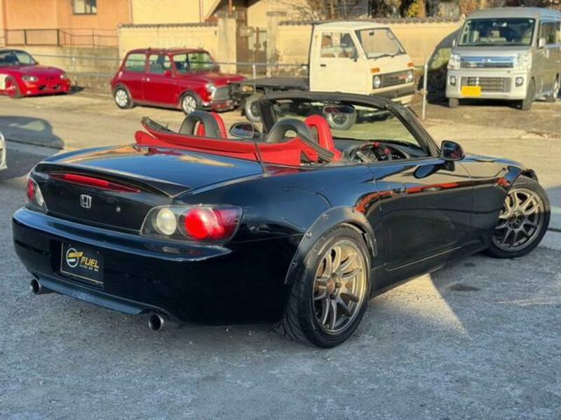 S2000