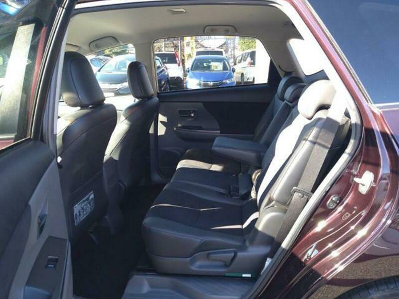 PRIUS ALPHA