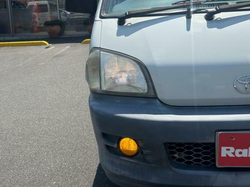 TOWNACE TRUCK