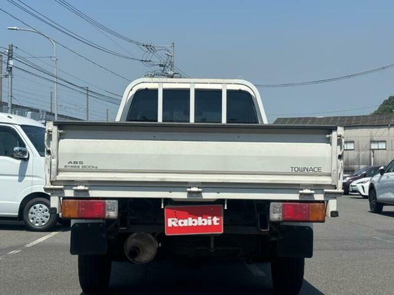 TOWNACE TRUCK