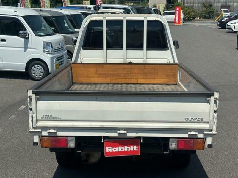 TOWNACE TRUCK
