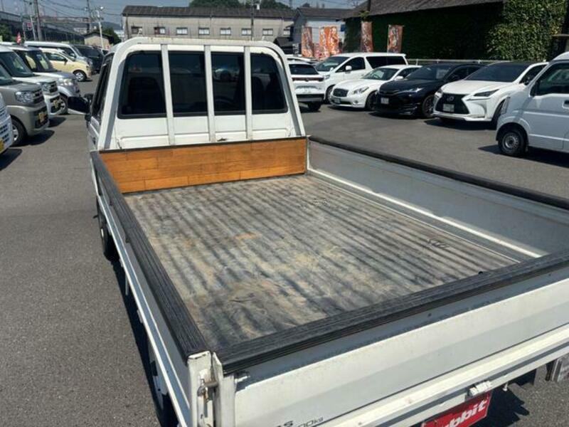 TOWNACE TRUCK