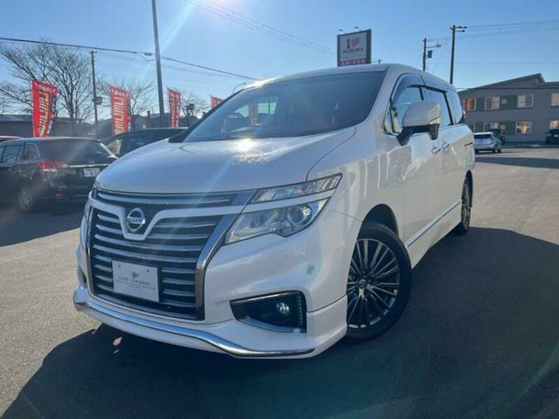 NISSAN ELGRAND