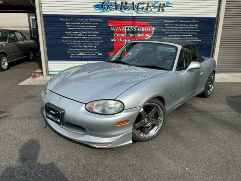 ROADSTER