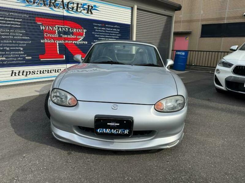 ROADSTER
