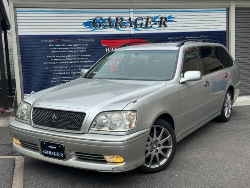 TOYOTA CROWN ESTATE