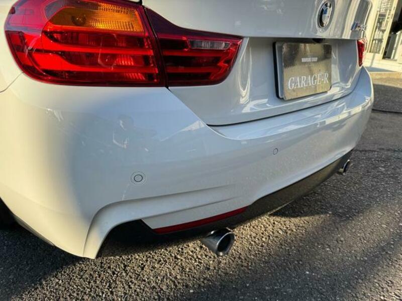 4 SERIES