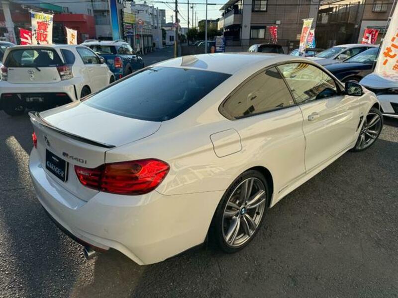 4 SERIES