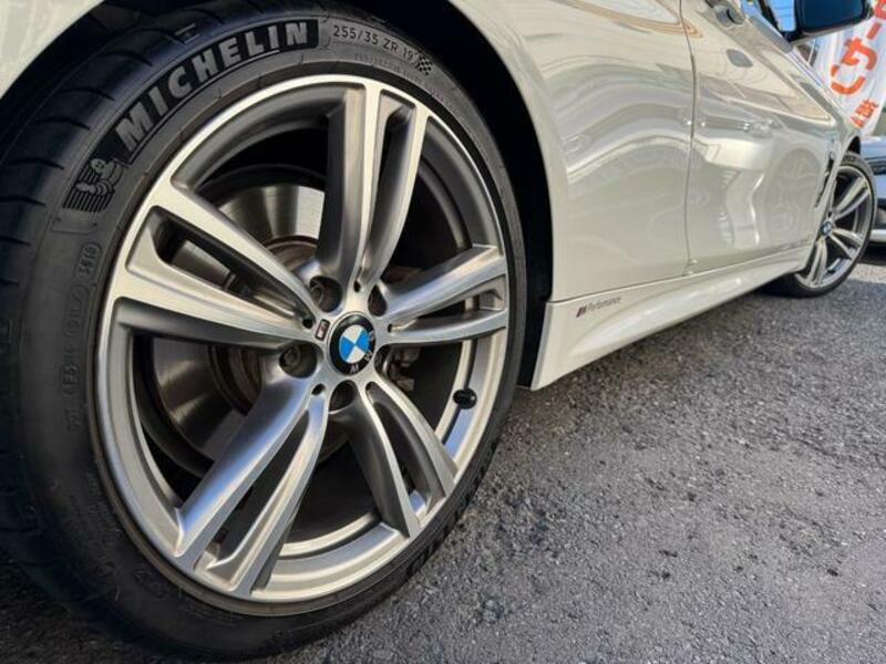 4 SERIES