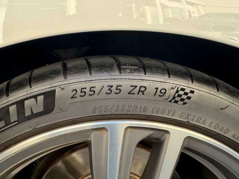 4 SERIES