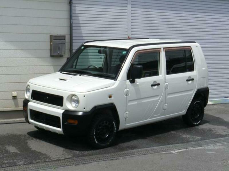 DAIHATSU NAKED