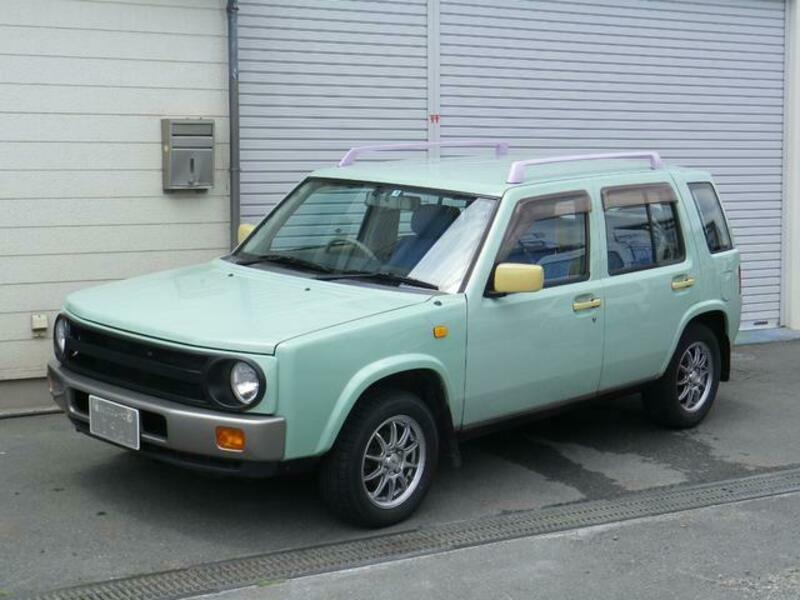 NISSAN RASHEEN