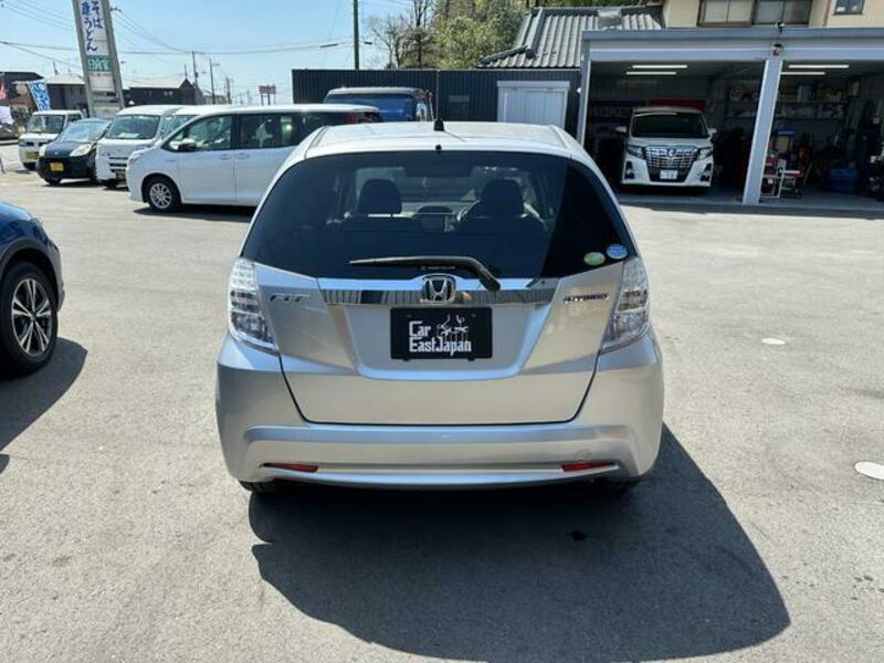 FIT HYBRID