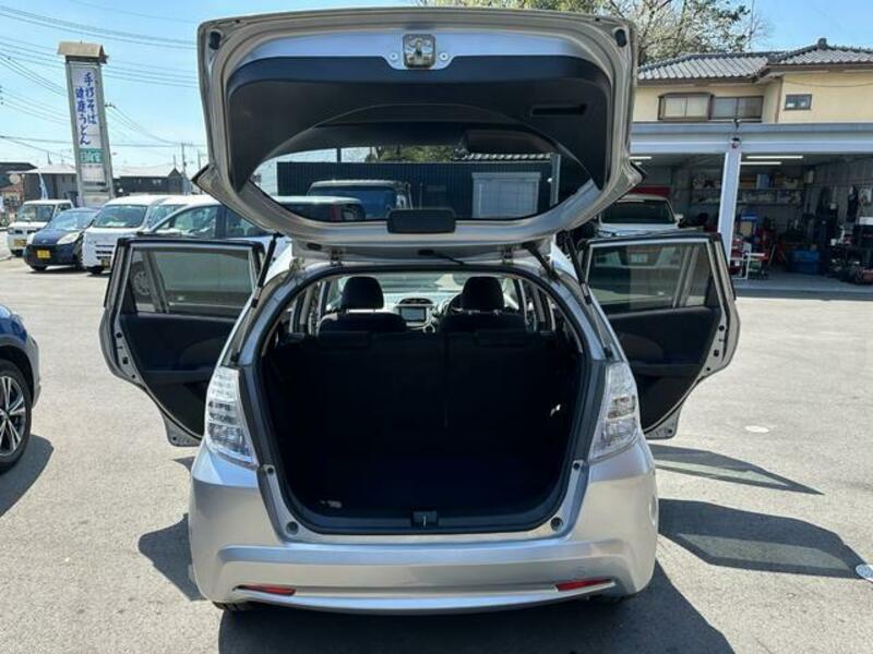 FIT HYBRID