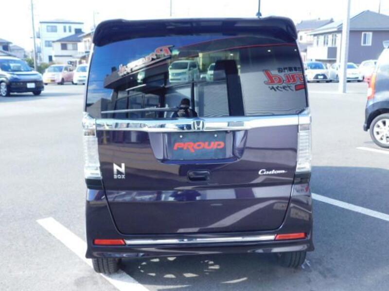 N BOX CUSTOM