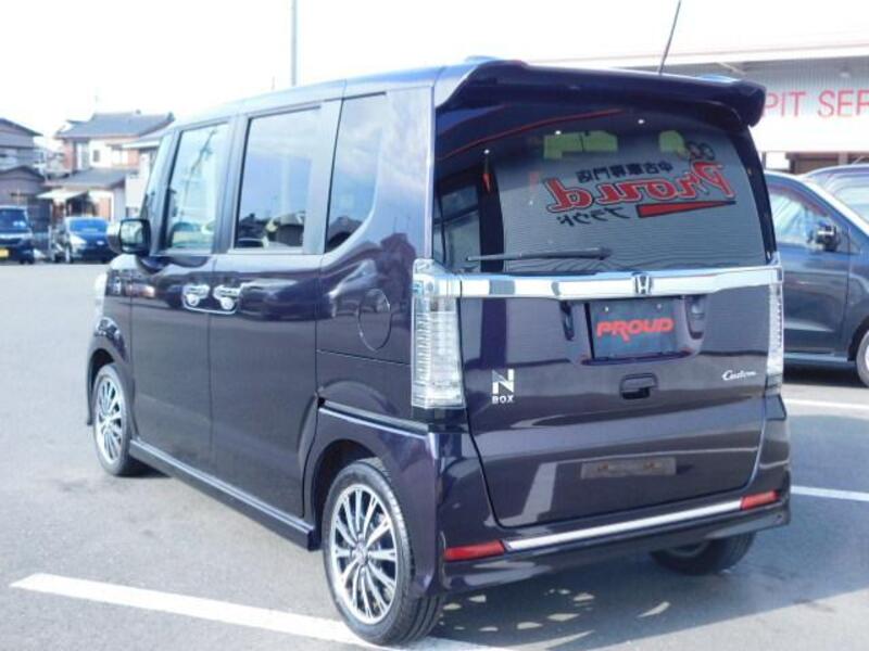 N BOX CUSTOM