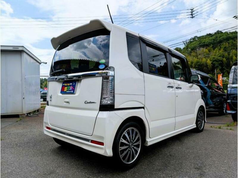 N BOX CUSTOM