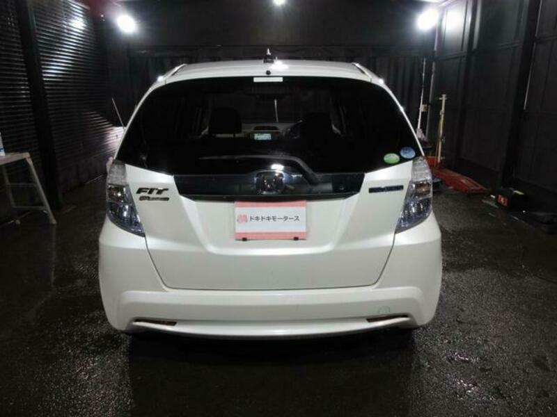 FIT HYBRID
