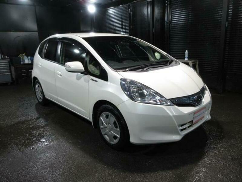 FIT HYBRID