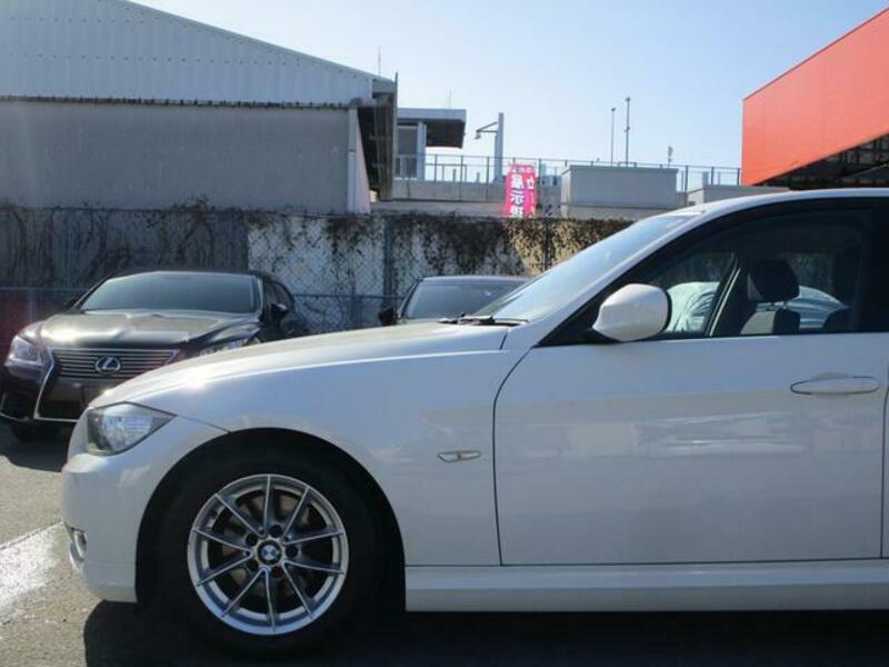 3 SERIES