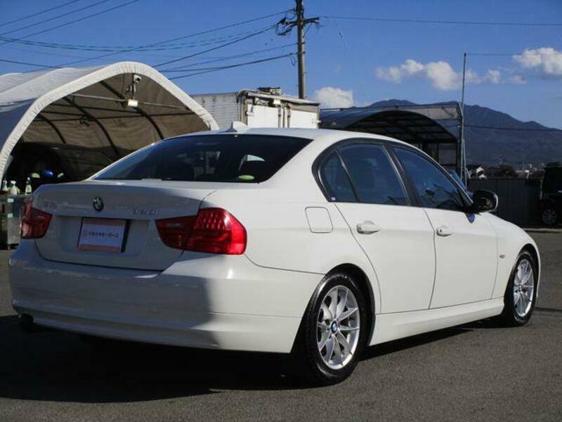 3 SERIES