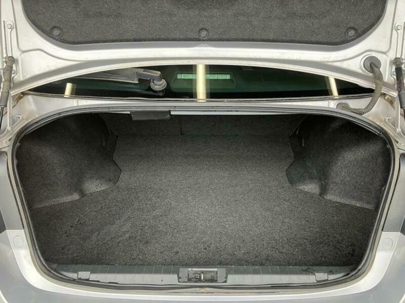 LEGACY B4