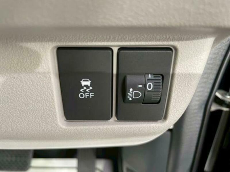 N BOX