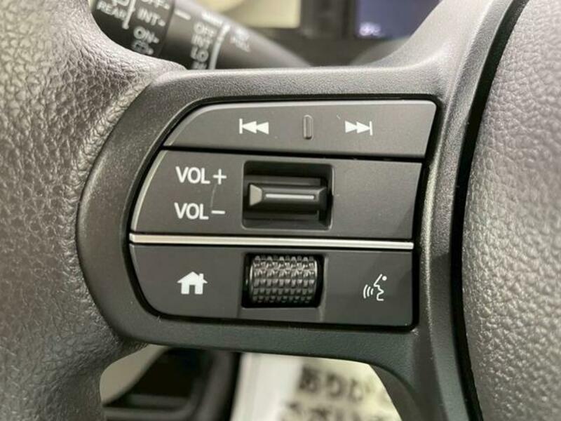 N BOX