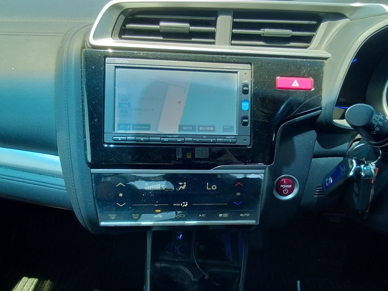 FIT HYBRID