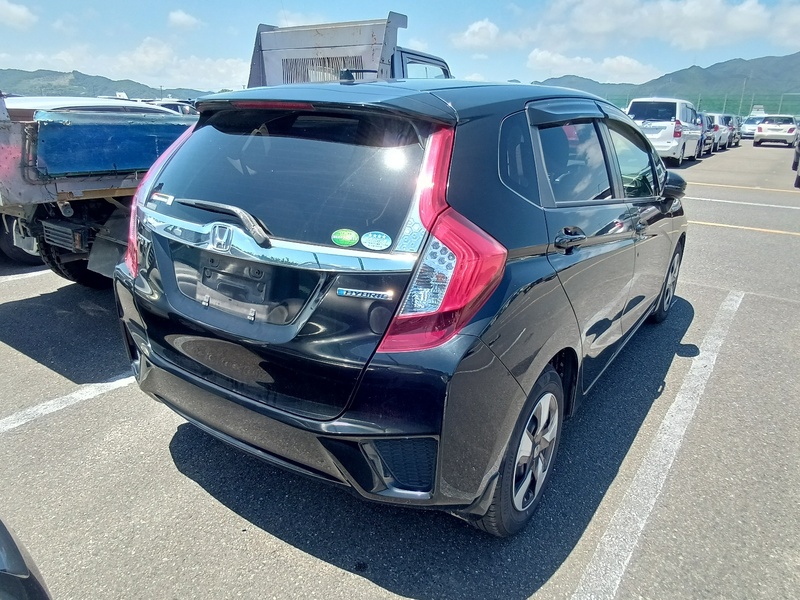 FIT HYBRID