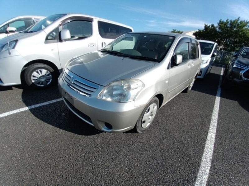 TOYOTA RAUM