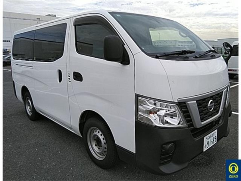 NV350 CARAVAN-0