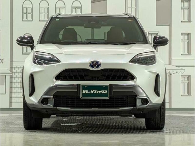 YARIS CROSS