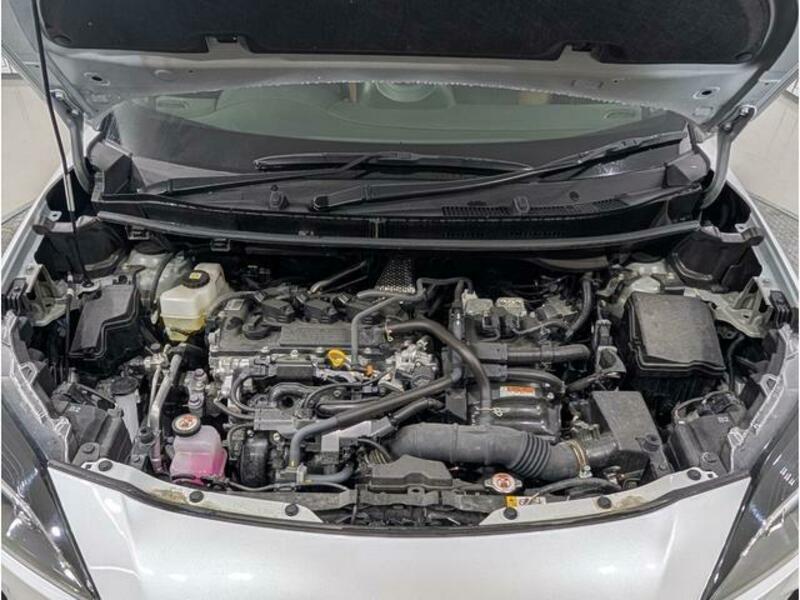 YARIS CROSS