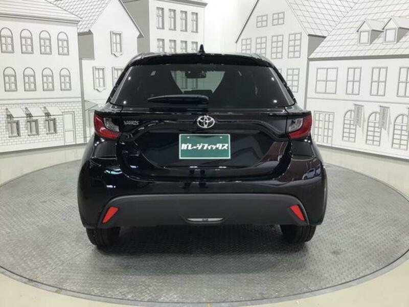 YARIS