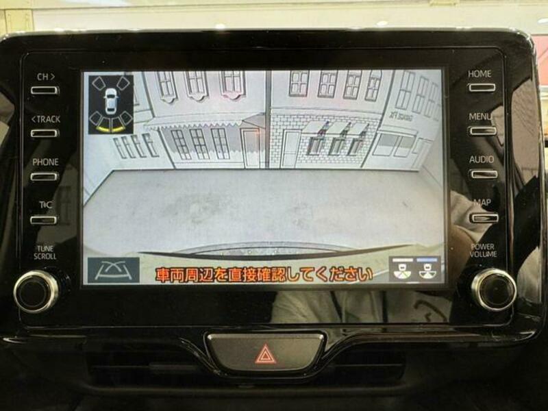 YARIS CROSS