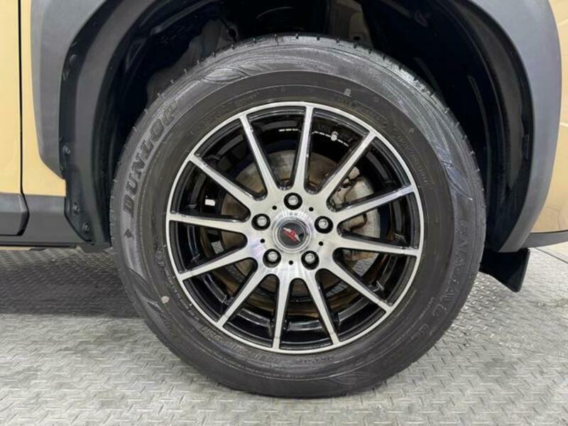 YARIS CROSS