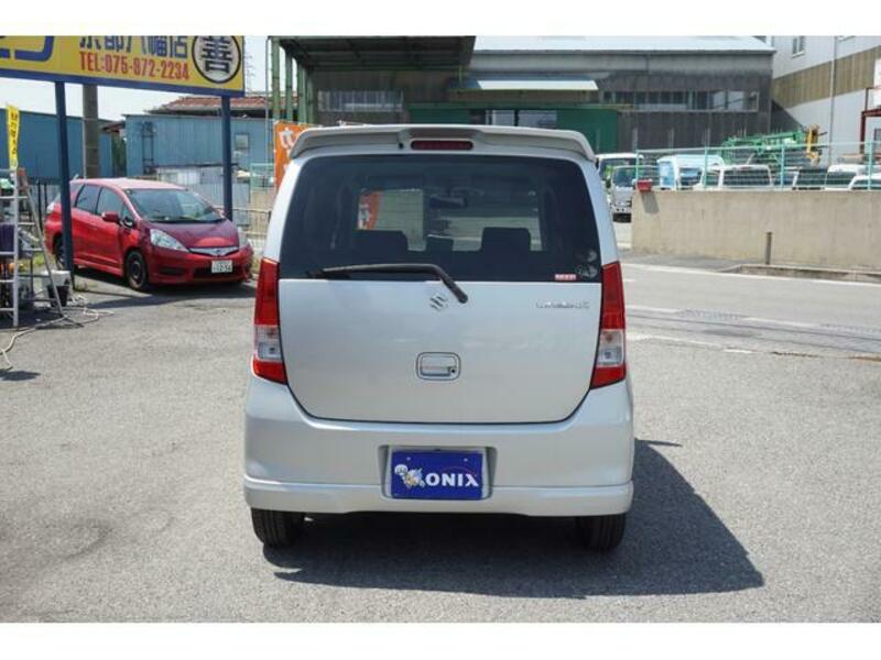 WAGON R