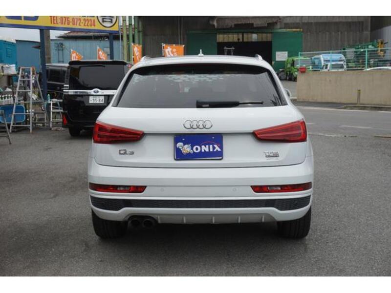 Q3