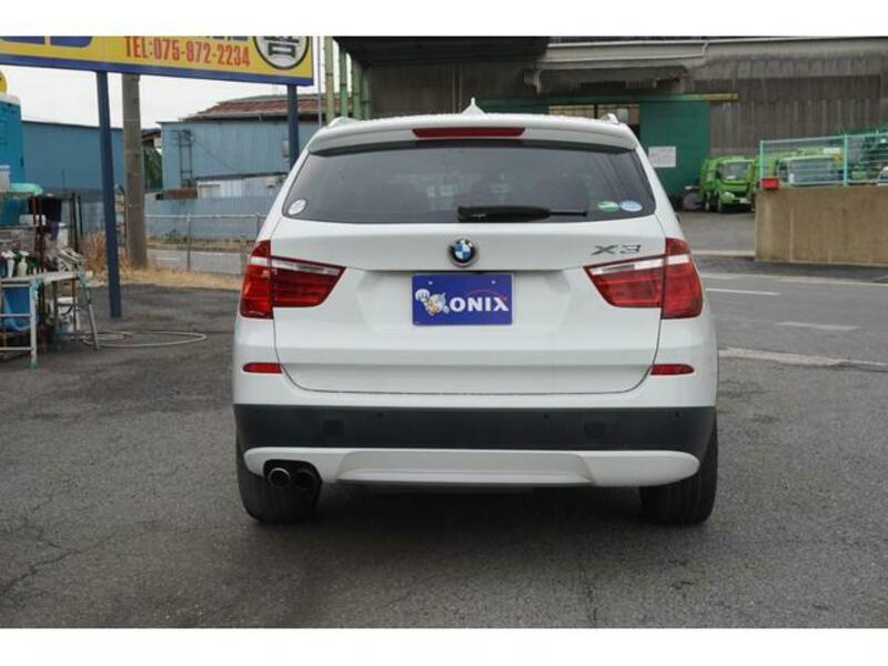 X3