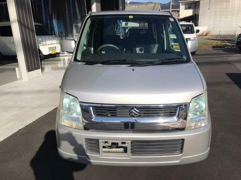 WAGON R