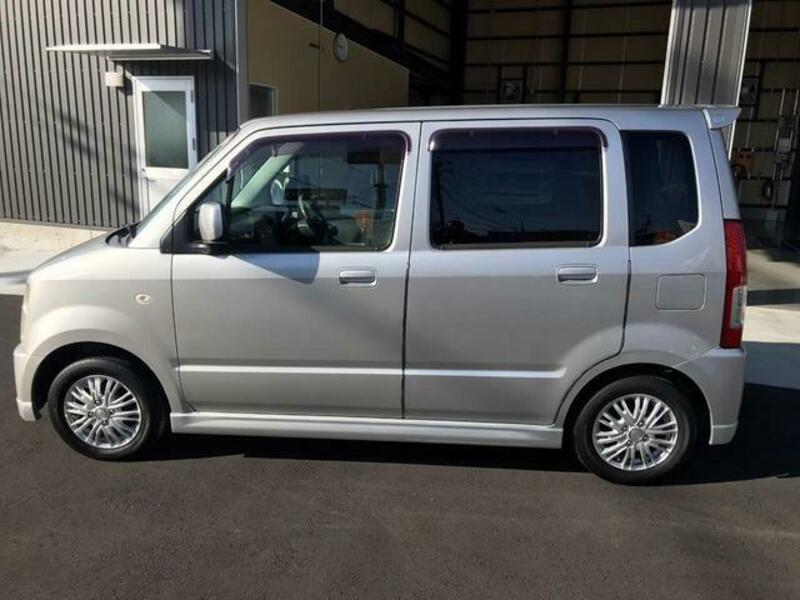 WAGON R