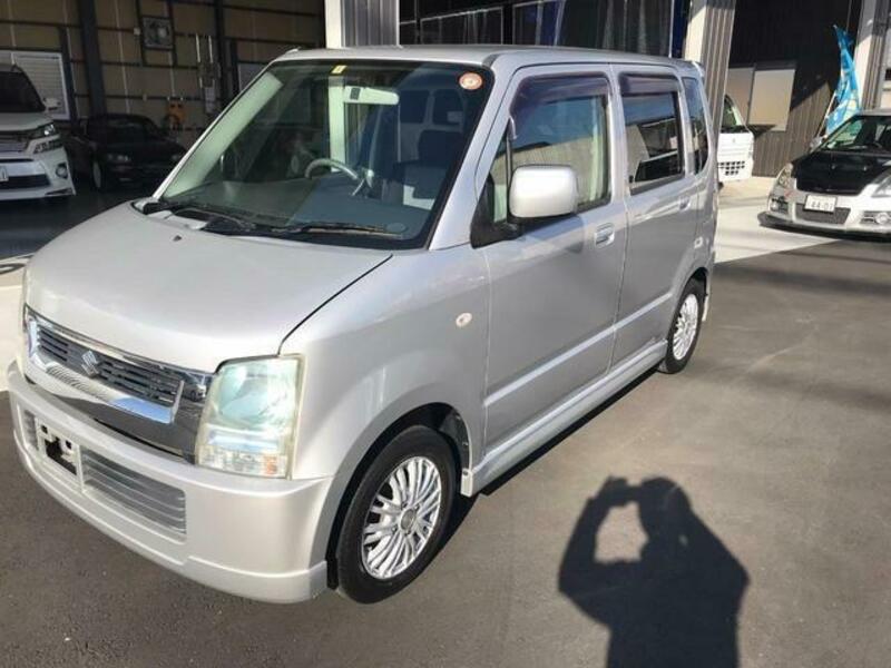 WAGON R