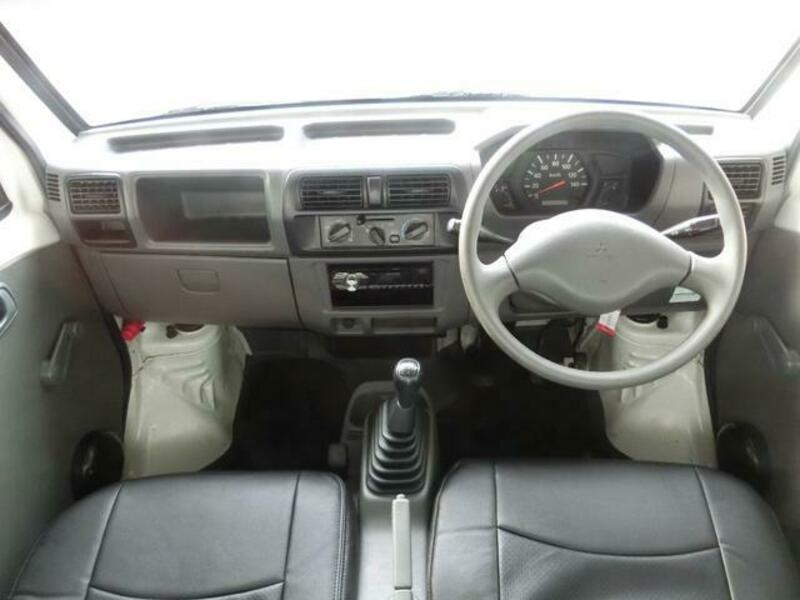 MINICAB TRUCK