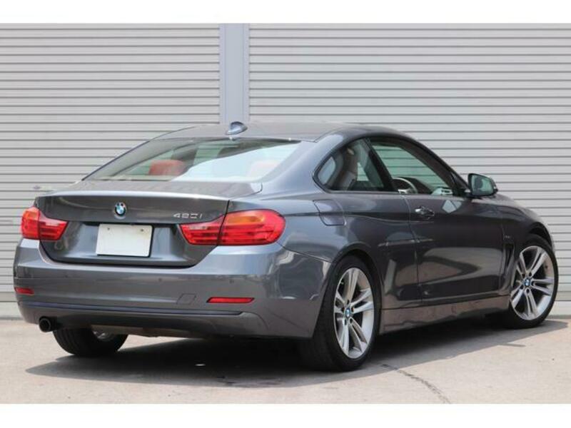 4 SERIES