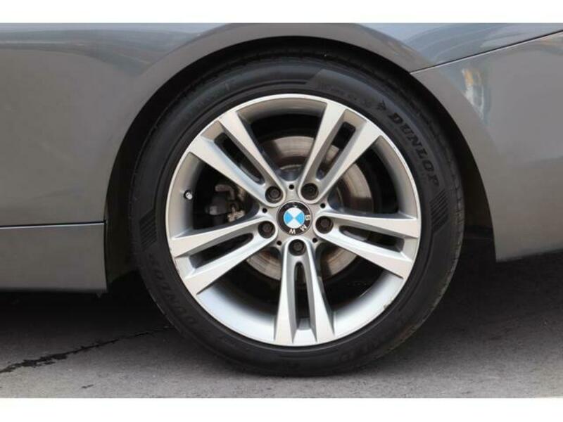 4 SERIES