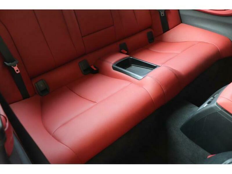 4 SERIES