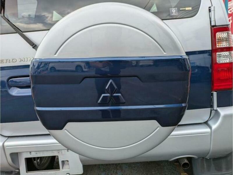 PAJERO MINI